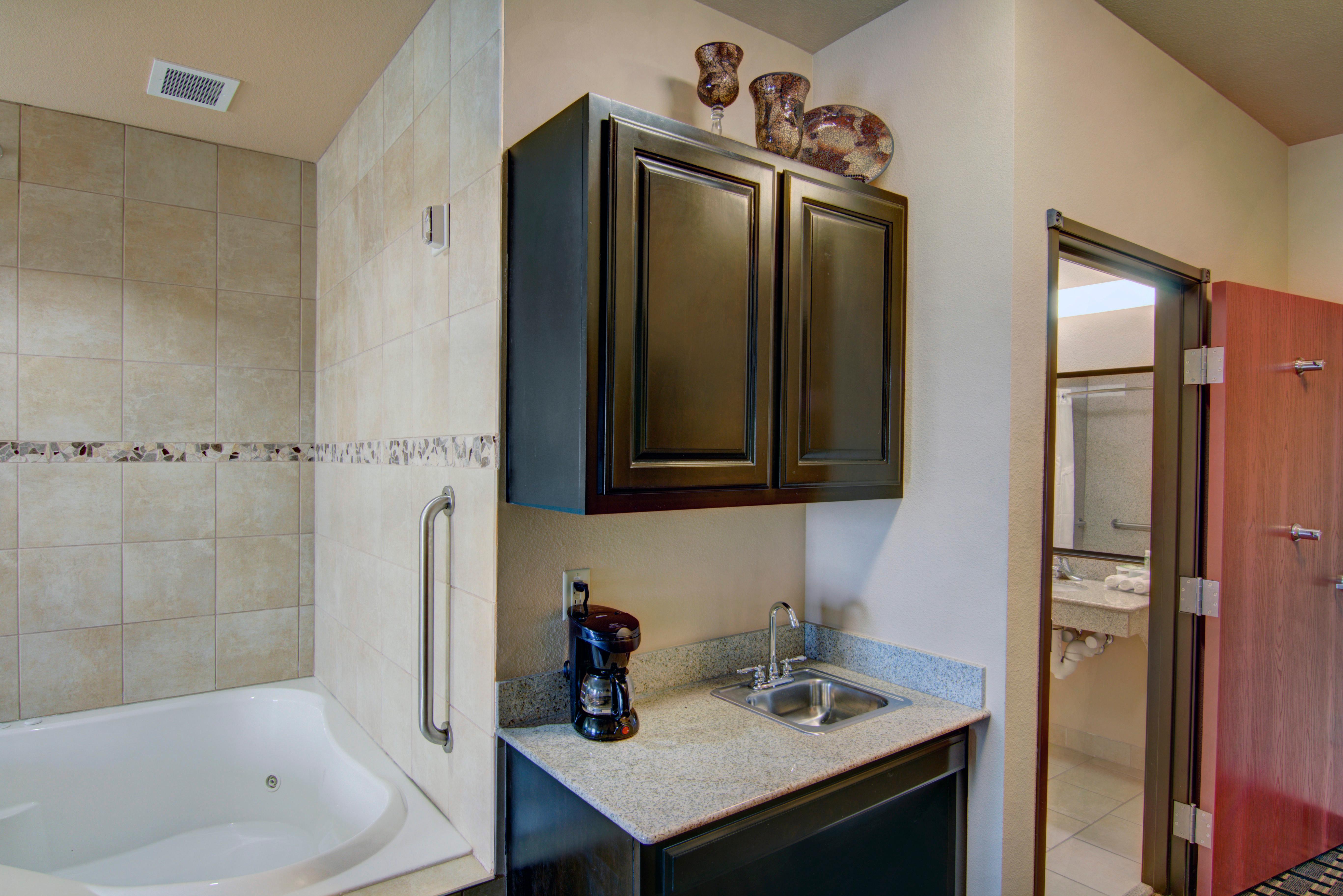 Holiday Inn Express Hotel & Suites Huntsville By Ihg Exterior foto