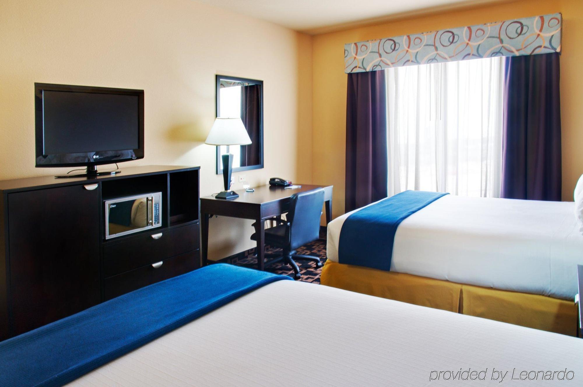 Holiday Inn Express Hotel & Suites Huntsville By Ihg Zimmer foto
