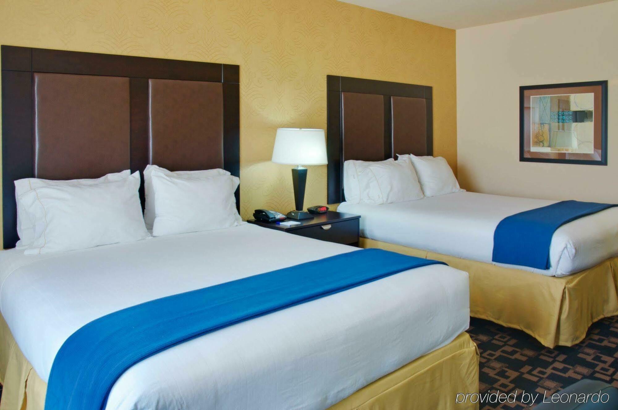 Holiday Inn Express Hotel & Suites Huntsville By Ihg Exterior foto